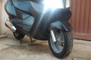 Aprilia Atlantic 200