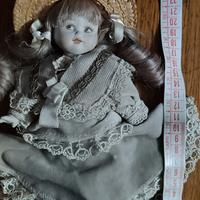 Bambola in porcellana bisquit