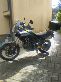 Aprilia Tuareg 660