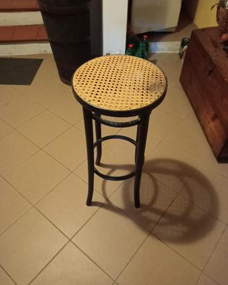 Sgabello modello thonet