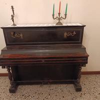 pianoforte marca PLEYEL 