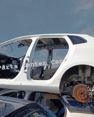 Scocca per taglio lamierati Volvo V40 (2016-2018)