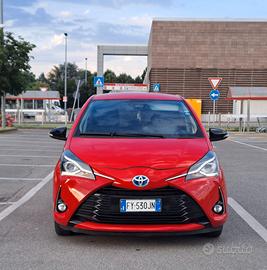 Toyota yaris 1.5 benzin hybrid