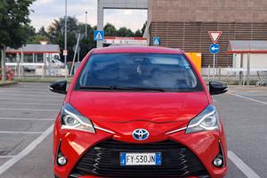 Toyota yaris 1.5 benzin hybrid