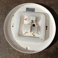 2 lampade led con presenza e crepuscolare 