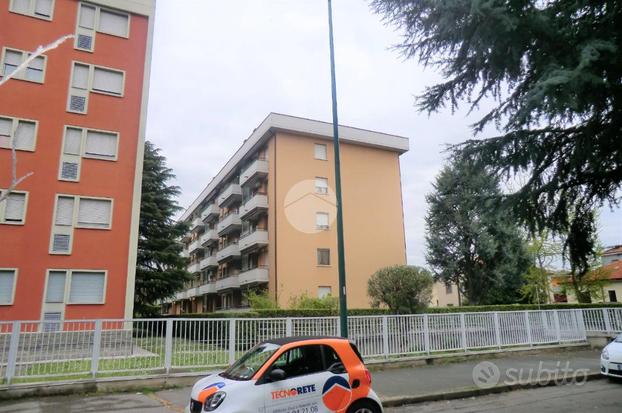 3 LOCALI A PADERNO DUGNANO