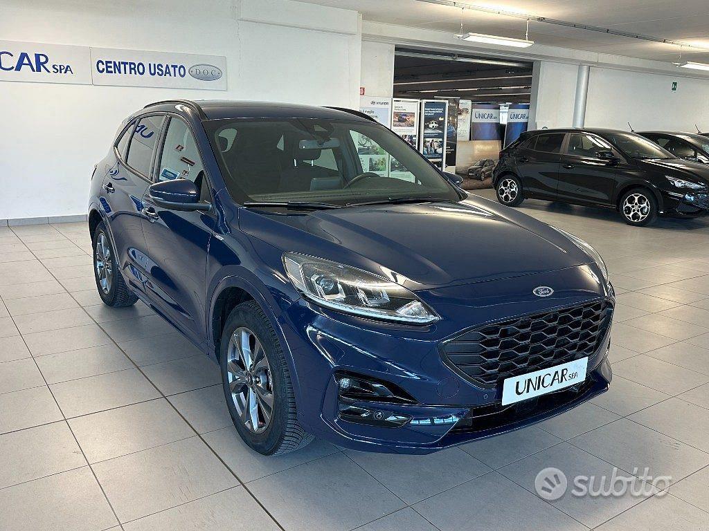 Ford Kuga 2022 photo 3