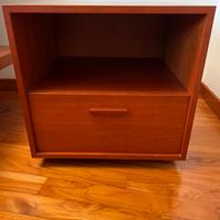 Comodino in ciliegio collezione mono di flou