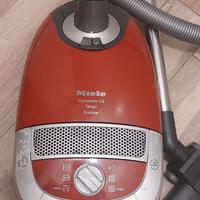 Aspirapolvere Miele C2