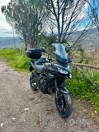 Kawasaki Versys 650 black