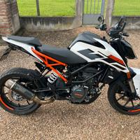 Ktm duke 125