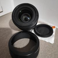 Sigma 30mm f 1.4 DC per Sony e-mount più filtro