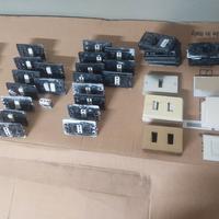 Interruttori Placche Citofono