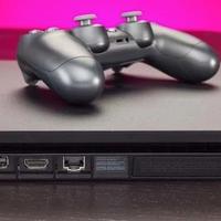 Ps4 Playstation Slim con Giochi