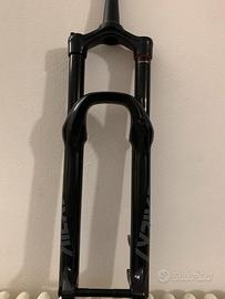 Rock shox Lyrik select 27,5