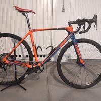 bicicletta ciclocross gravel KTM carbonio KTM L