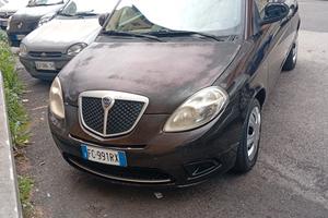 lancia Y