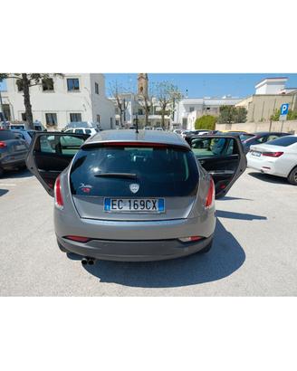 Lancia delta 1.6 Multijet 120 C. 2010