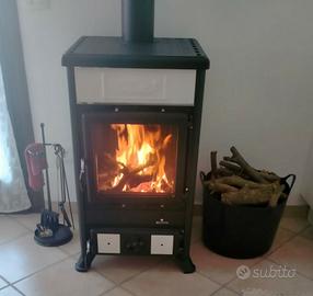 Stufa a legna Nordica 