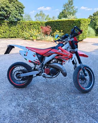HM CRM 125