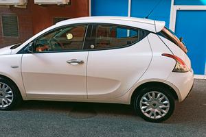 lancia Y  1.2 benzina gas 2012 km 132000