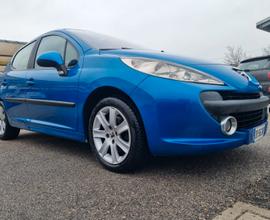 Peugeot 207 1.6 HDi Anche Neopatentati