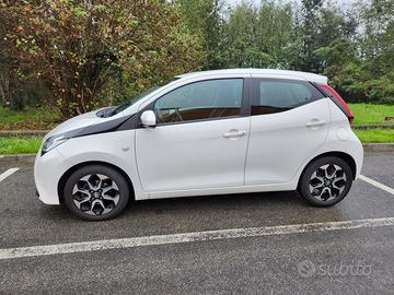 Aygo 1.0 VVT-I-PLAY. 72cv