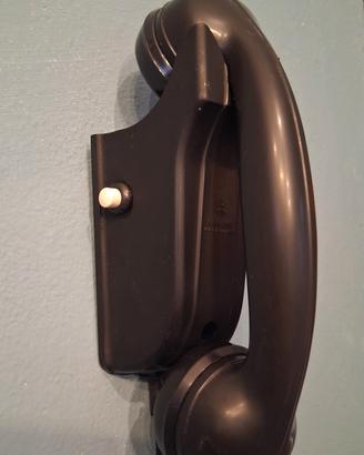 Telefono da muro in bachelite