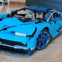 LEGO BUGATTI  CHIRON 42083