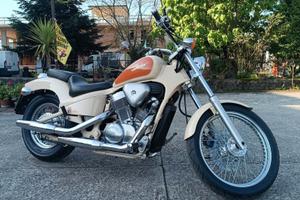 Honda SHADOW 600
