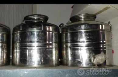 CONTENITORI DI ACCIAIO INOX