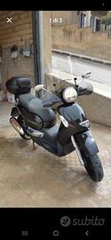 aprilia scarabeo  