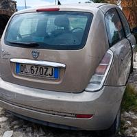 lancia y 3 porte 1.2 benzina gpl