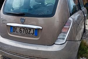 lancia y 3 porte 1.2 benzina gpl