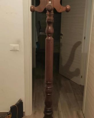 attaccapanni in legno 