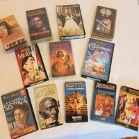 12 VHS: 7 Film + 5 documentari