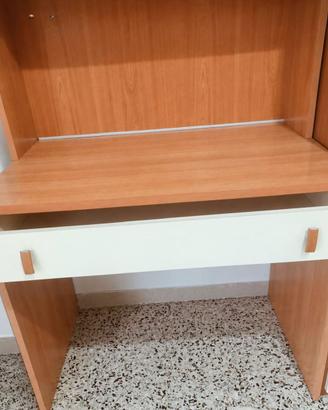 Scrivania con cassetto e alzata per cameretta / st