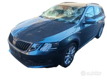 SKODA OCTAVIA 1.4 TSI MOTORE CZD CAMBIO DSG