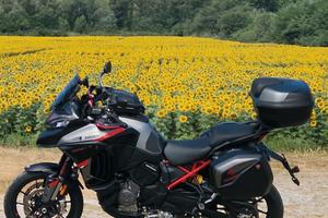 multistrada v4s gran tour anno 2024
