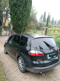 Ford s-max titanium