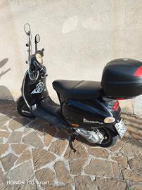 vespa ET4 125.  1998