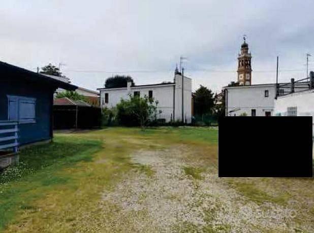 Immobile in asta di 466 m² con 1 locale a Lendinar - Altro