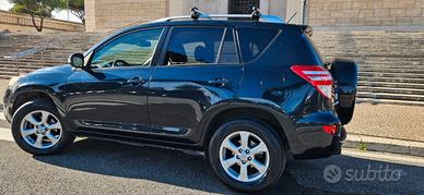 Toyota Rav4 2.2 D-4D 150Cv DPF Exclusive 