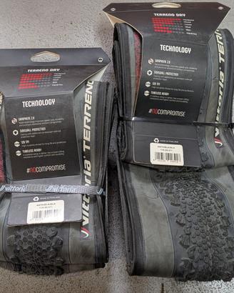pneumatici bici gravel vittoria terreno 