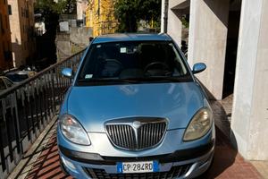 Lancia y ok neopatentati