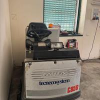 Lavasciuga pavimenti industriale comac c85b uomo a