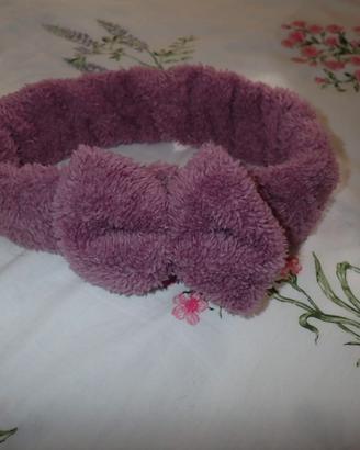 Fascia per capelli viola con fiocco