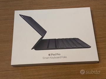 Apple Smart Keyboard Folio