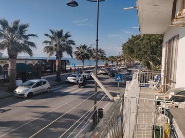 Appartamento fronte mare