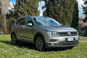 Volkswagen Tiguan 2.0 TDI SCR DSG Business BlueM T